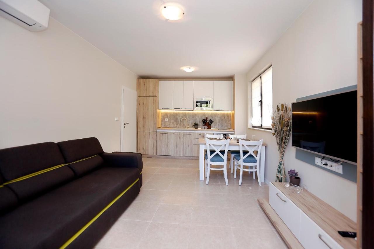 Green Life Apartments Sozopol Exterior photo