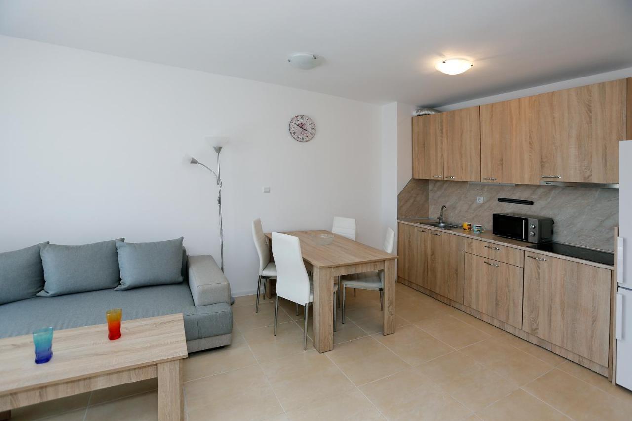 Green Life Apartments Sozopol Exterior photo